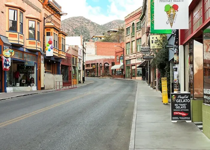 Hotel The Block Basic - Queen Bisbee